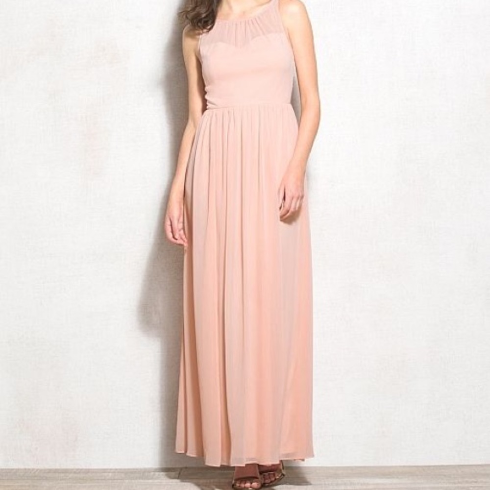 Long chiffon gown in blush pink